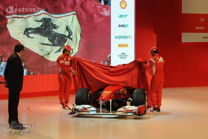 F1: Átment a Ferrari a törésteszten