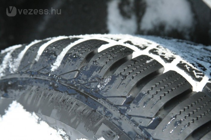 Hol kötelező a téli gumi? 14 | Vezess Ha az abroncs túl kopott, hiába téli, nyárinak számít