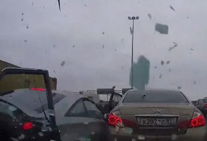 Életveszélyes  akció a belső sávban