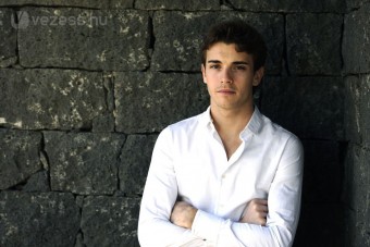 F1: Ferrari-pilótát igazolt a Force India