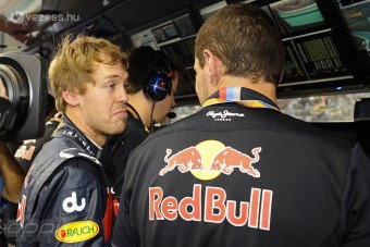 F1: Vettel megint finnel erősít