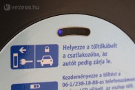 Telefonos segítség kell a töltéshez