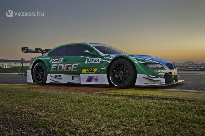 Ruhát húzott a BMW új fegyvere 4 Ruhát húzott a BMW új fegyvere 4