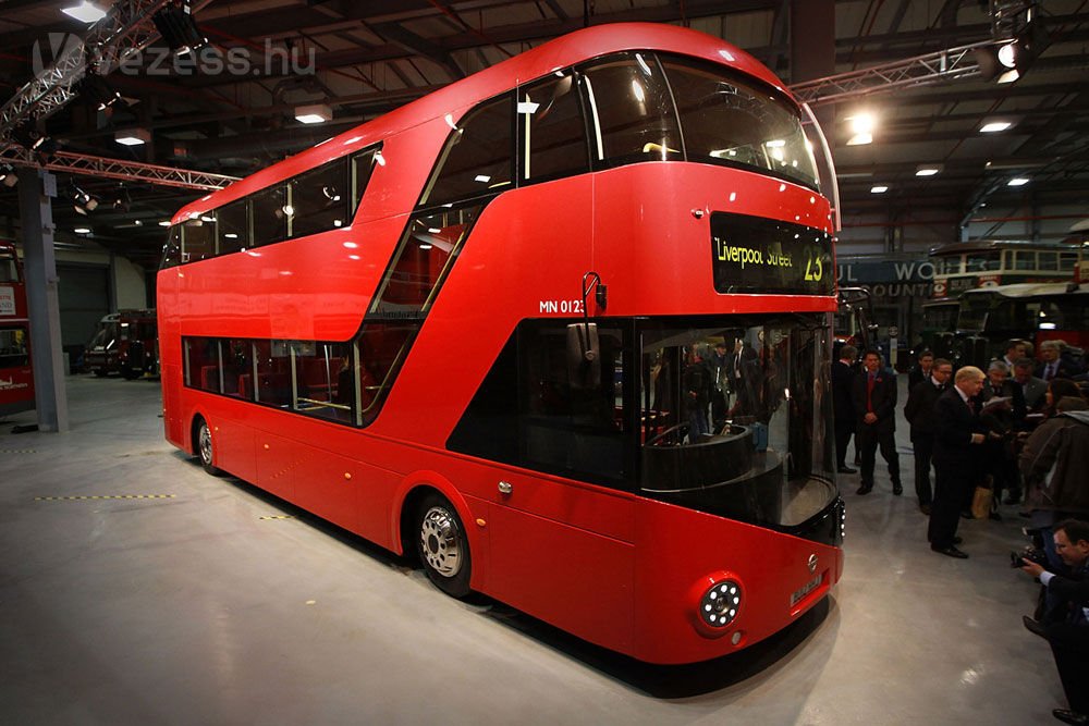 Feltámadt a legendás londoni busz 1