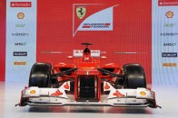 F1: Kétszer frissít autót a Ferrari a rajtig 23