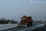 Így néz ki egy hókotró, ne tessék megelőzni