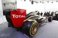 F1: Megjött Räikkönen új autója 35