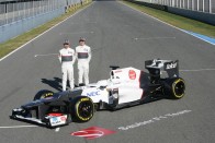 F1: Beszürkült az új Sauber 21