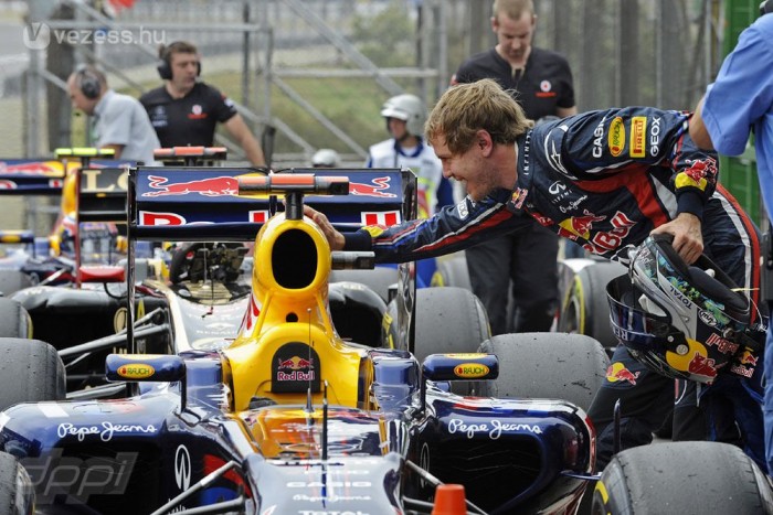 F1: Vettel elkeserítené Ecclestone-t 4