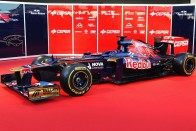 F1: Megérkezett a „kis Red Bull” is 17