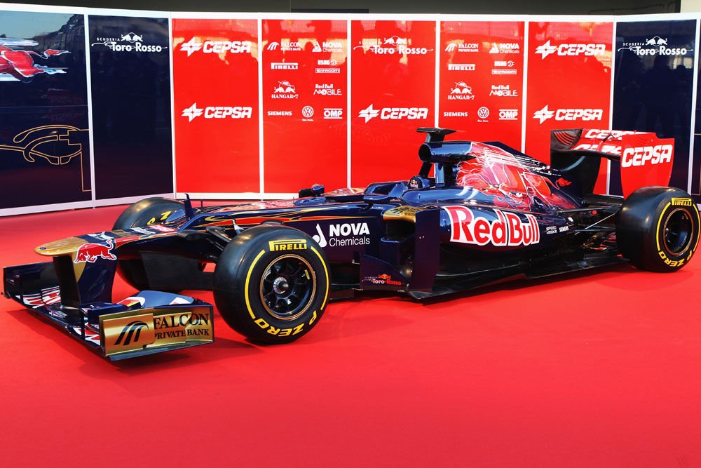 F1: Megérkezett a „kis Red Bull” is 7