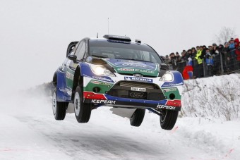 Latvala nyerte a szögek csatáját