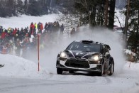 Latvala a legügyesebb az alig hóban 68