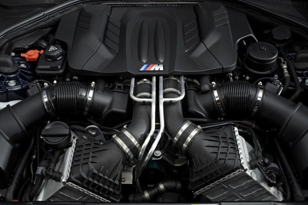 560 lóerő az új BMW M6-ban 17