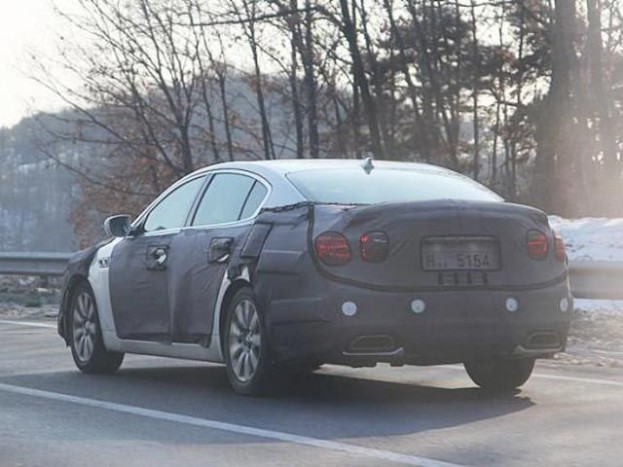 Kia a 7-es BMW ellen? 6