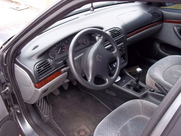 Egymillióért: szépet vagy megbízhatót? 10 | Vezess Kényeztető plüss, süppedős ülések, ezt szeretjük a franciákban