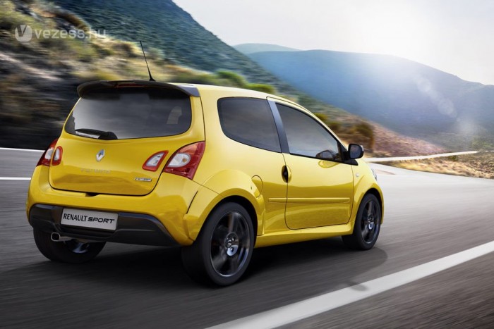 Új ruhában legkisebb sport-Renault 6