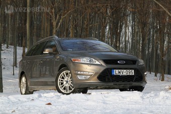 Idősen is dögös: Ford Mondeo