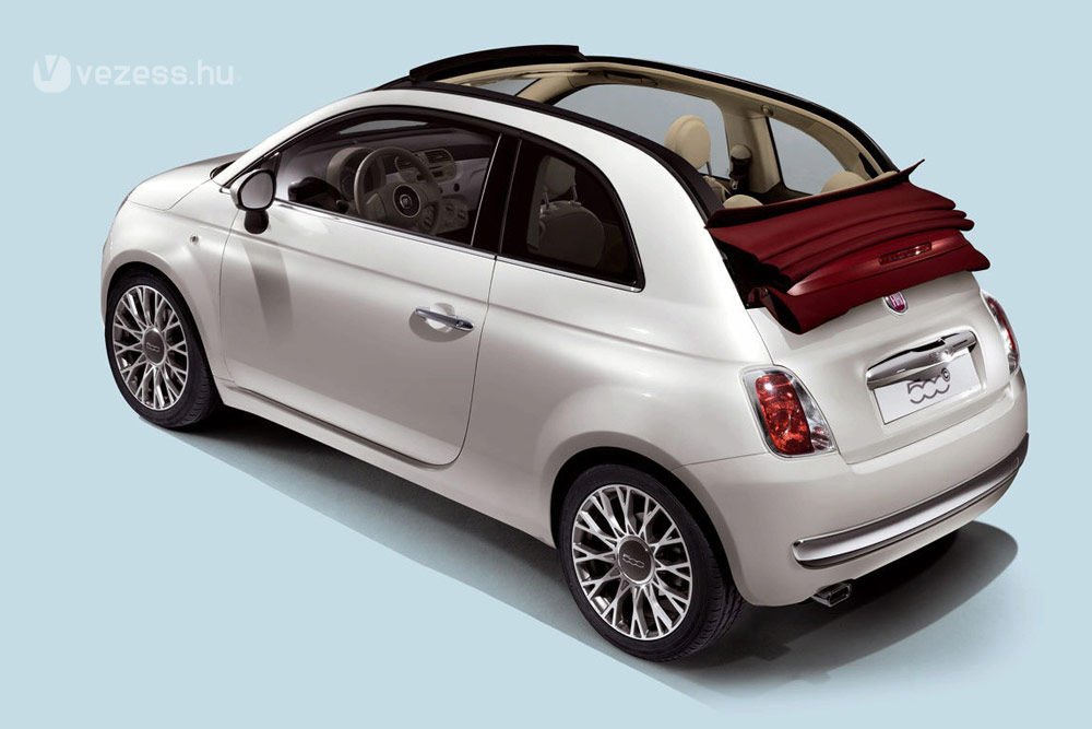 A Fiat 500c-n is csak a tető közepe nyílik