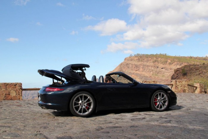 Egy Porsche sosem lehet elég jó 10 | Vezess A magnéziumlapokból készült könnyűszerkezetű tető 13 másodperc alatt tűnik el