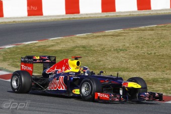 F1: Vettel az élen Barcelonában