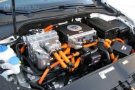 85 kW (115 LE) az elektromos motor teljesítménye