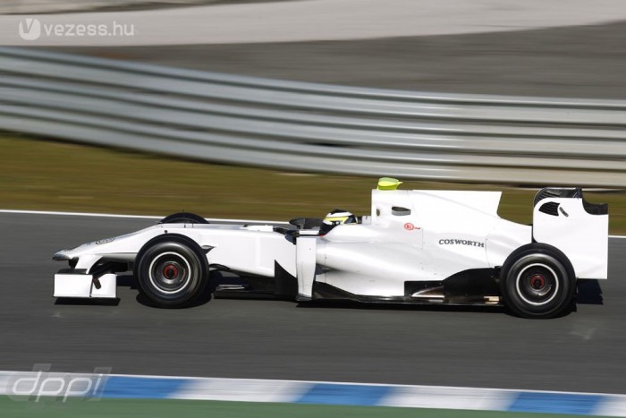 F1: Ott lehet a teszten a HRT