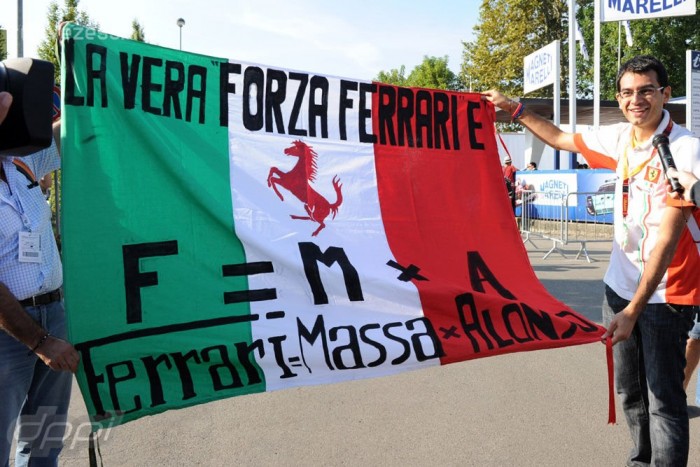 F1: Olasz pilótát a Ferrariba!