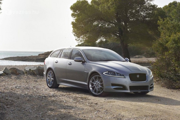 Kész a Jaguar kombi 6 | Vezess Kész a Jaguar kombi 6