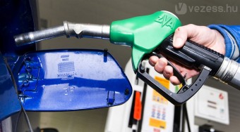 Új csúcsra emelkedik a benzin ára