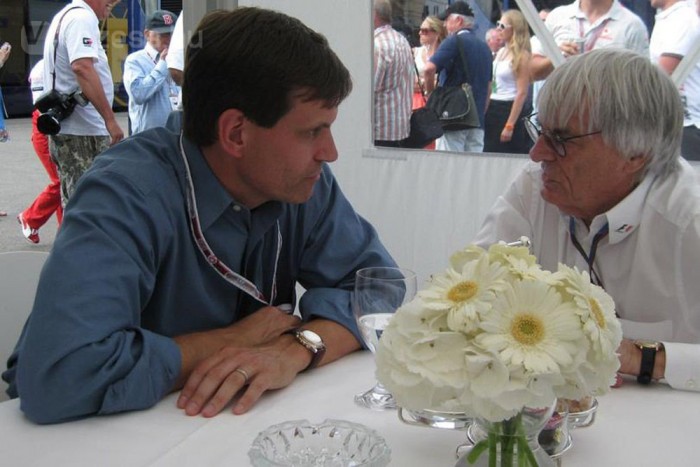 F1: Támad az Amerikai Nagydíj főszervezője