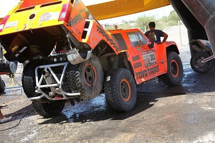 Kizárás, Szalayék előrébb a Dakaron 6