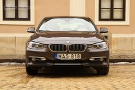 Vezetési élményben a 3-as BMW-nél nincs jobb prémiumtermék a középkategóriában