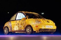 Volkswagen Beetle csak a szemétdombról építve