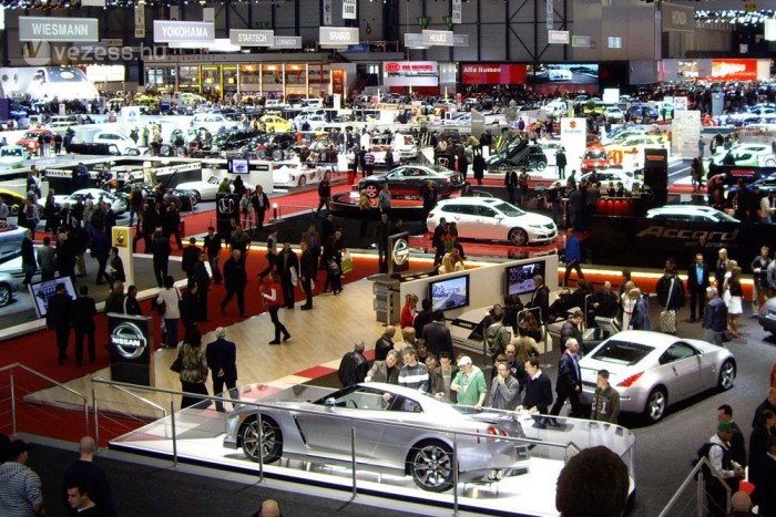 Aggódnak a nagy autógyárak