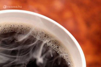 Kávékilöttyenés miatt veszélyes busz