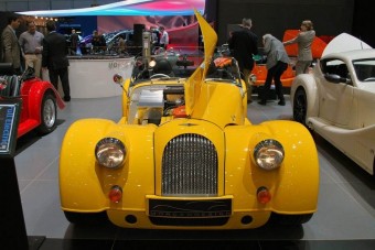 Múltba oltott jövő, roadster formában