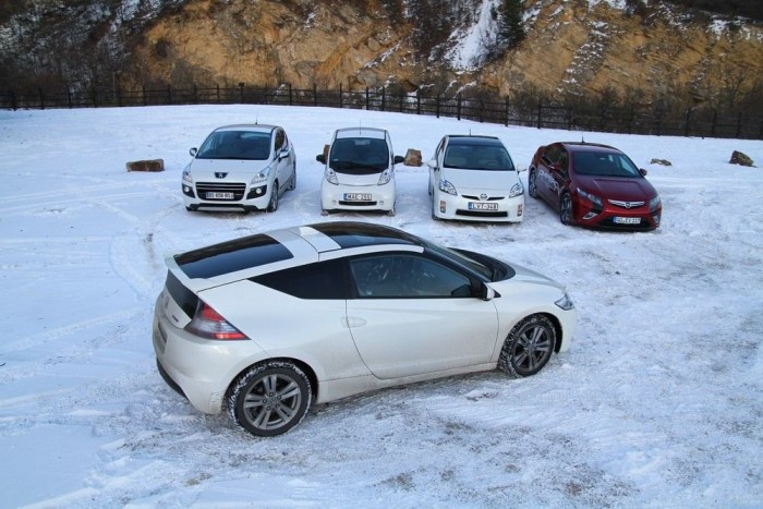 Zöldebb autók Magyarországon 7 | Vezess A Honda ún. mild hibrid megoldása viszonylag egyszerű és kevésbé drága konstrukció csekély teljesítményű 14 lóerős, 78,4 Nm nyomatékú villanymotorral és a 114 lóerős 1,5 literes benzinessel