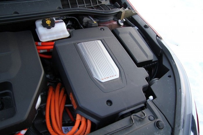 Zöldebb autók Magyarországon 17 | Vezess 370 Nm a villanymotor nyomatéka, amivel szépen repeszt az Ampera