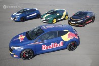 F1-ruhában a Renault Megane 7