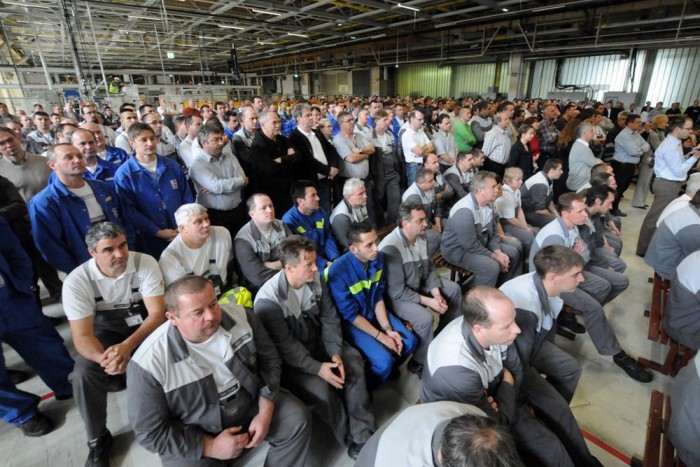 Évente 200-200 fővel bővül a létszám a motorgyári beruházásnak köszönhetően