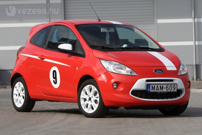 Tüzes motorja és eltalált futóműve eladja a Kát sportos autóként