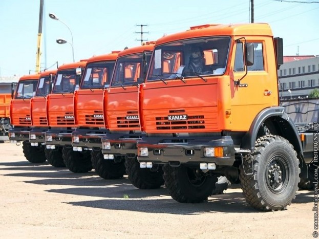 Ismét Kamazt vesz a Daimler