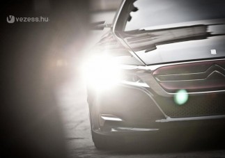 Luxusautón dolgozik a Citroën