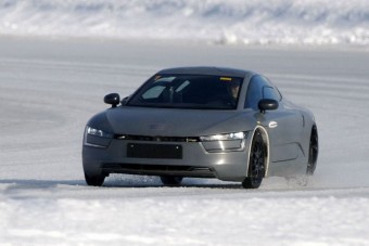 Már köröz az 1 litert fogyasztó VW