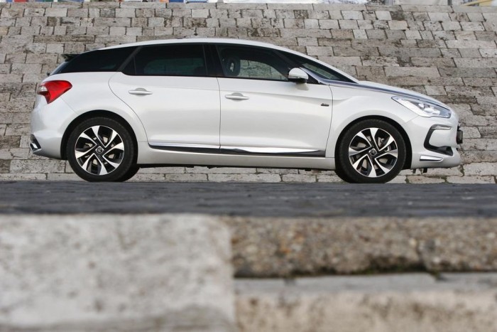 Gyógyír a német unalomra 7 | Vezess Vaskos krómsávok, 18 colos alufelnik, egy megvalósult koncepcióautó a DS5