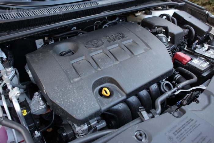 Benzinest a dízel helyett? 8 | Vezess Selymesen jár, takarékos és ráérősen gyorsít az 1,8-as benzines. Kihúzatva azért mutat némi erőt