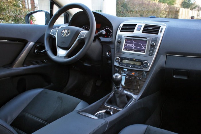 Benzinest a dízel helyett? 12 | Vezess Pontos, finom váltójával és jó futóművével kellemes feladat vezetni