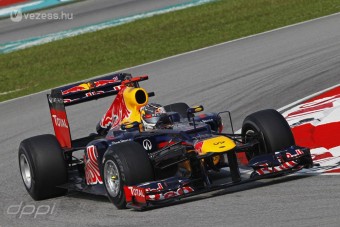 F1: Gyanús a Red Bull motorja