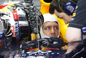 F1: Csúszkál Vettel autója